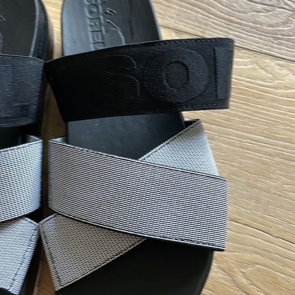 Sorel Sandals - Picture 2 of 5